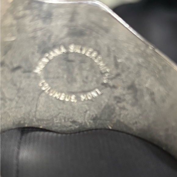 Montana Silversmiths Western Engraved Cuff Two-Tone Bracelet Silver/ Gold - Picture 6 of 6